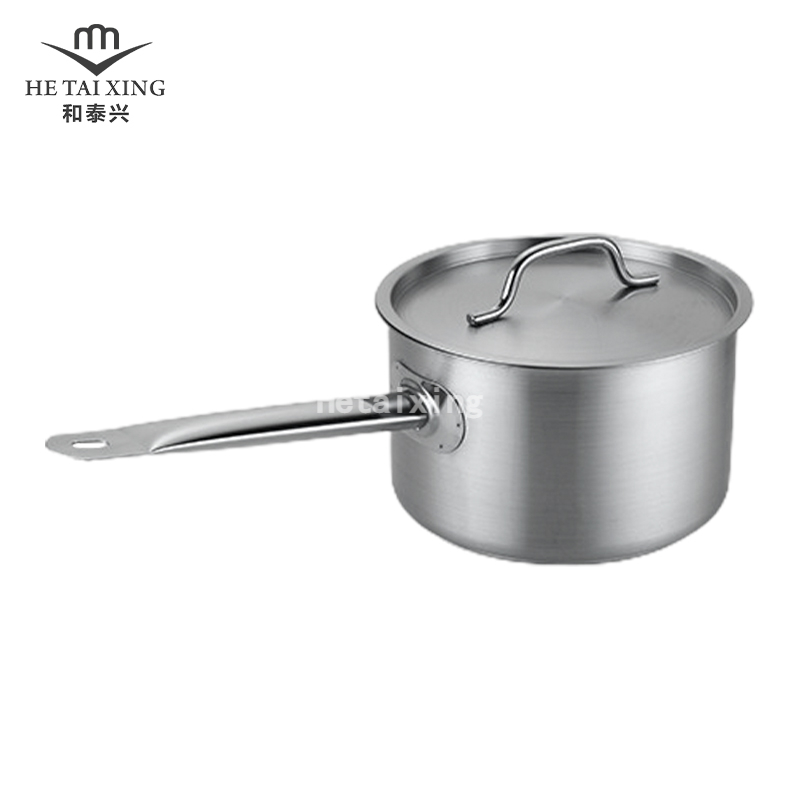 Casserole classique triple épaisseur 3 Qt avec brûleur à induction pour table de cuisson
